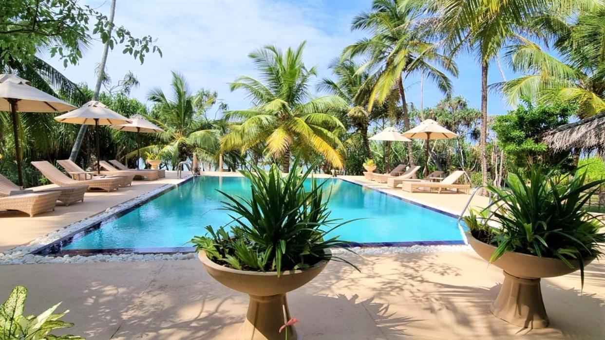 Golden Beach Paradise Тангалле Екстер'єр фото