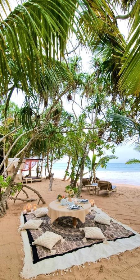 Golden Beach Paradise Тангалле Екстер'єр фото